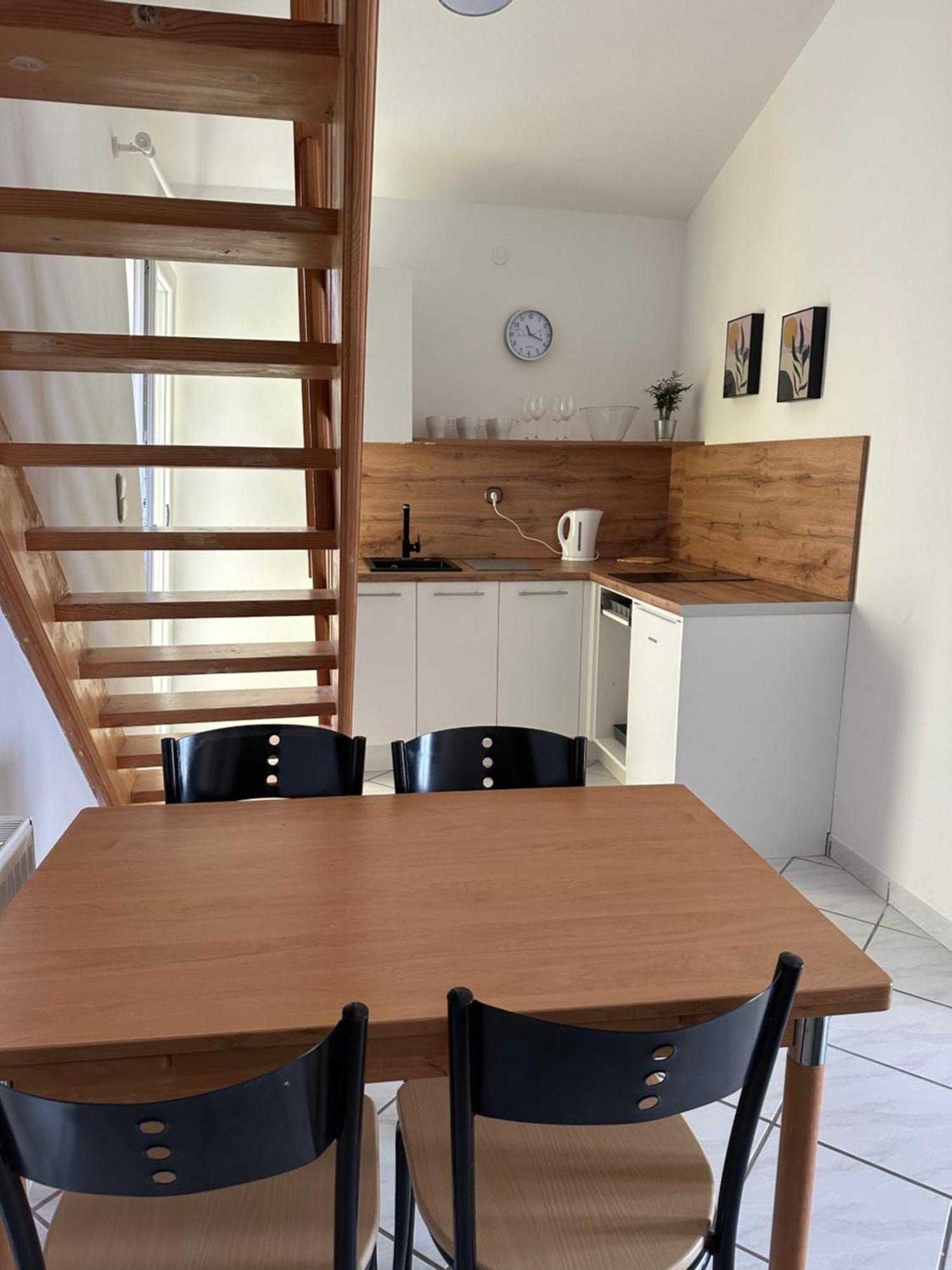 Apartment Jareb Tribunj (Sibenik-Knin)