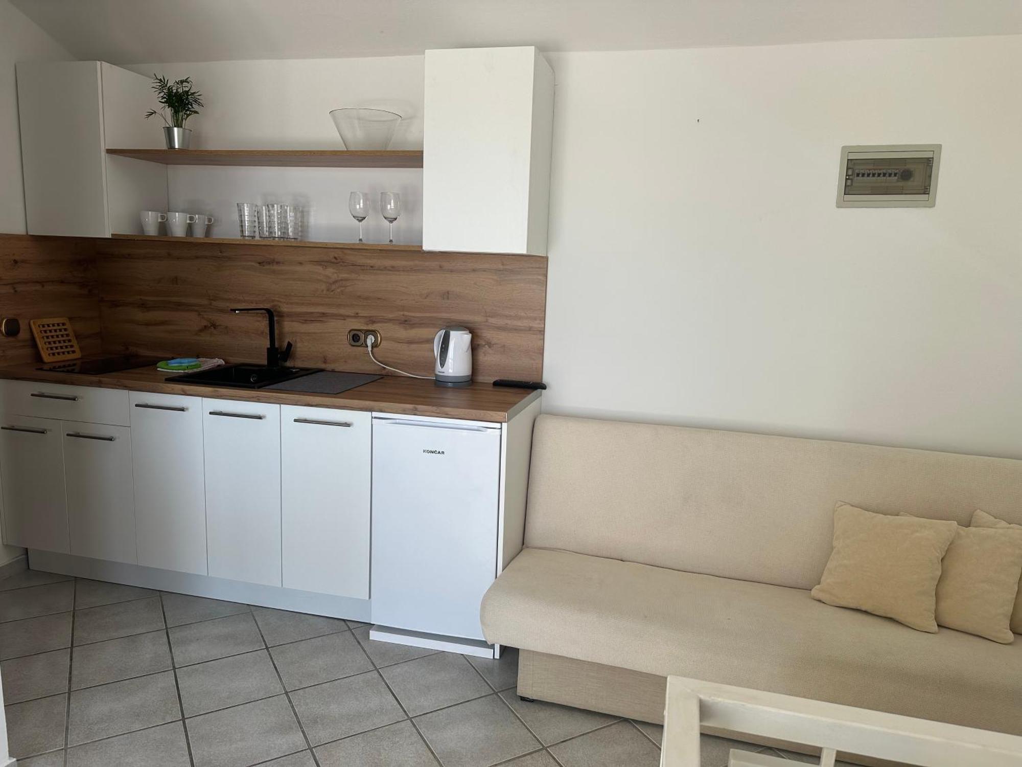 Jareb * Tribunj (Sibenik-Knin)