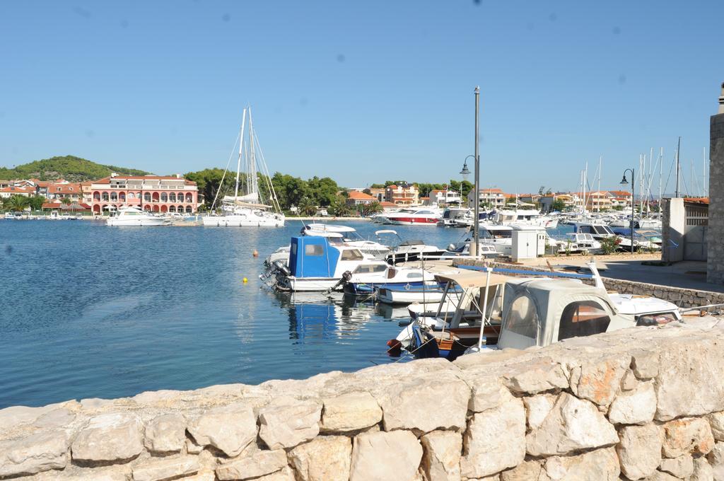 Apartment Jareb Tribunj (Sibenik-Knin)