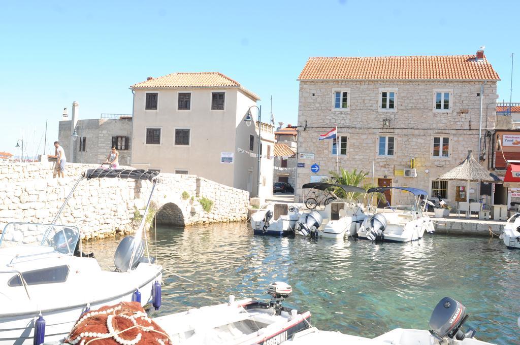 Jareb * Tribunj (Sibenik-Knin)